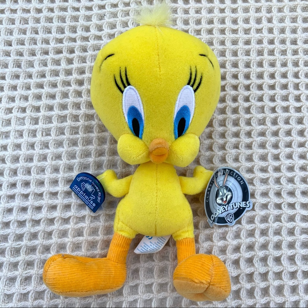 NWT Vintage Y2K Looney Tunes classic Tweety Plush